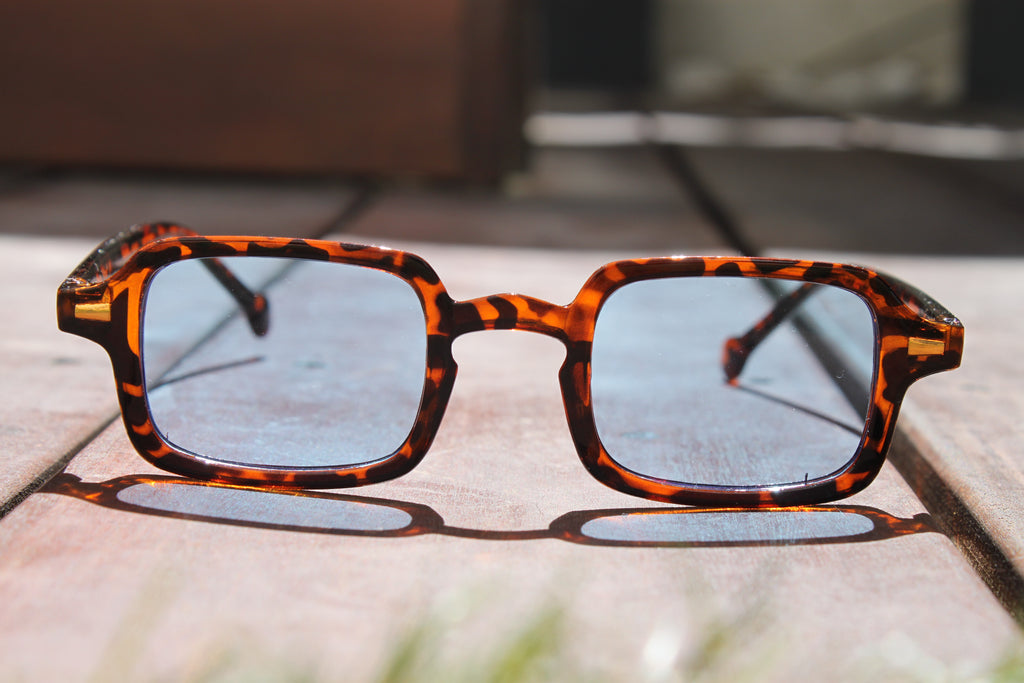 retro blue leopard