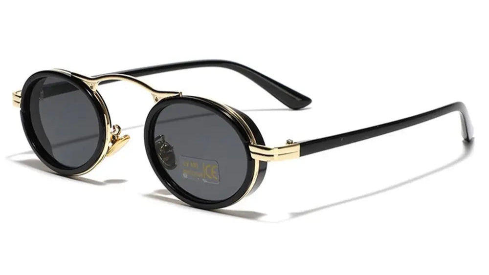 Trendy black or