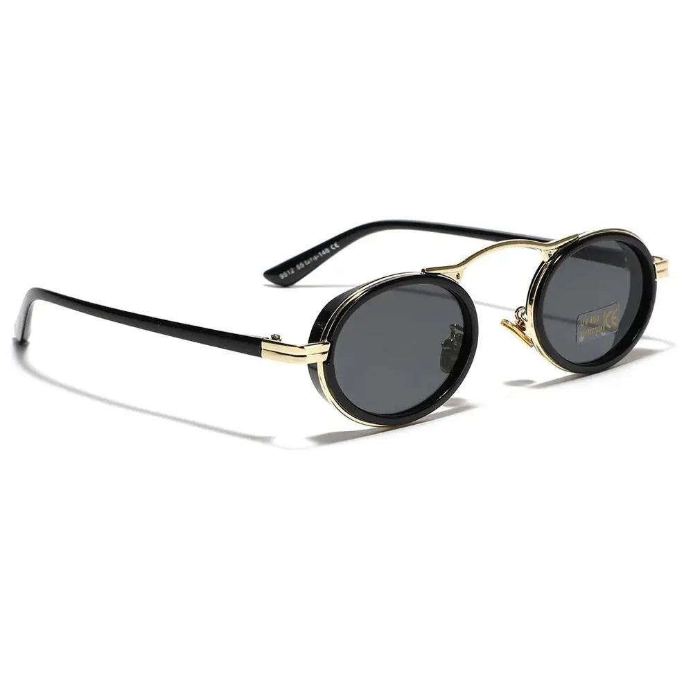 Trendy black or