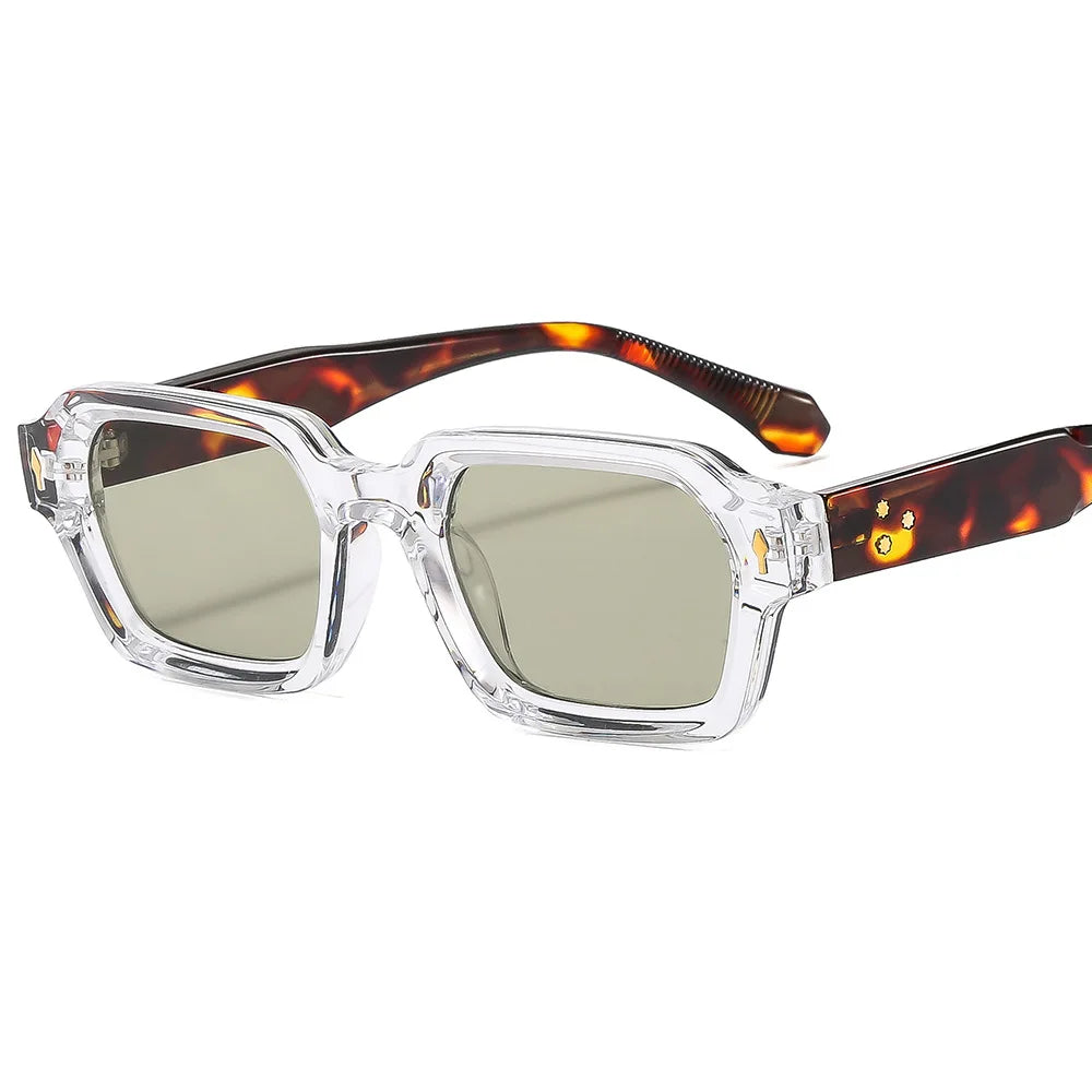 Marly glass leopard